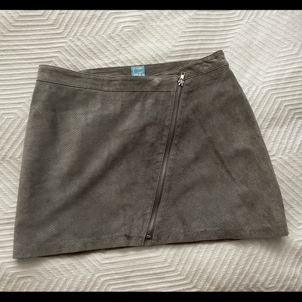 Barney’s NYC Suede min skirt